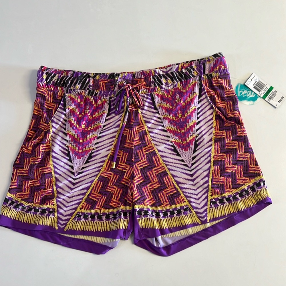 NWT INC Elastic Waist Eagle Wing Tribal Print Shorts Size L